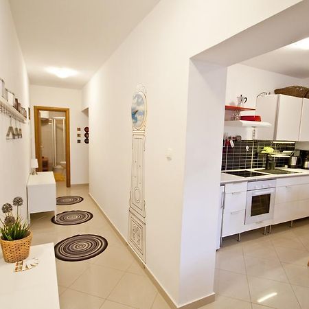 Adela Apartments Драмаль Экстерьер фото